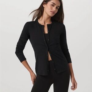 Vuori Long Sleeve Halo Snap Cardigan |small NWT